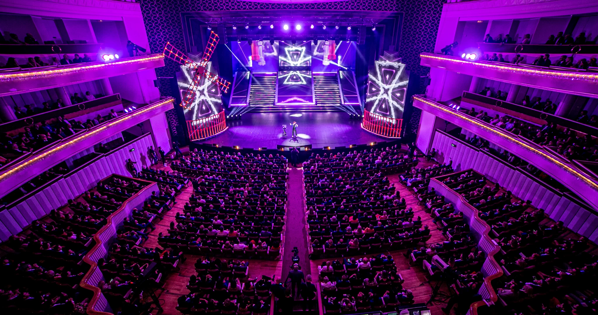 Green Beam Design - French Touch 2019