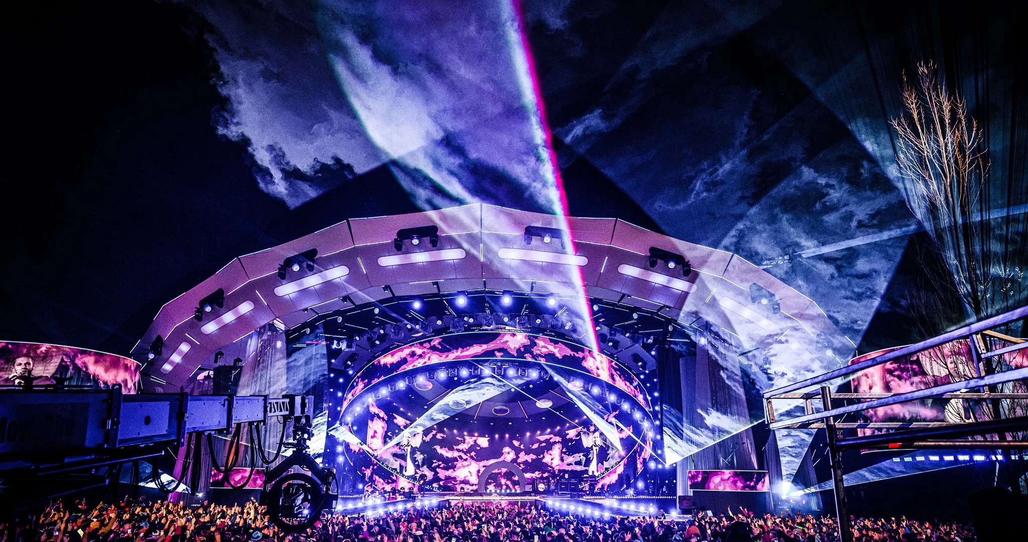 Green Beam Design - Polsat Sylwester 2022