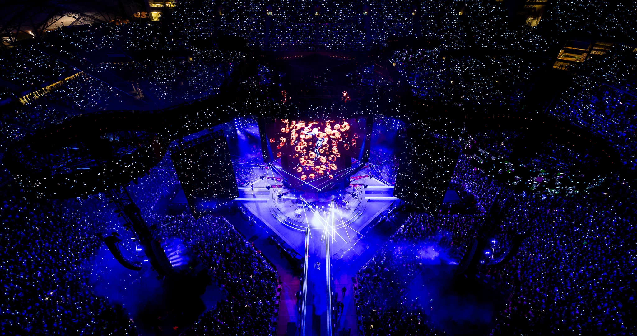 Green Beam Design - Dawid Podsiadło Trasa Stadionowa 2024