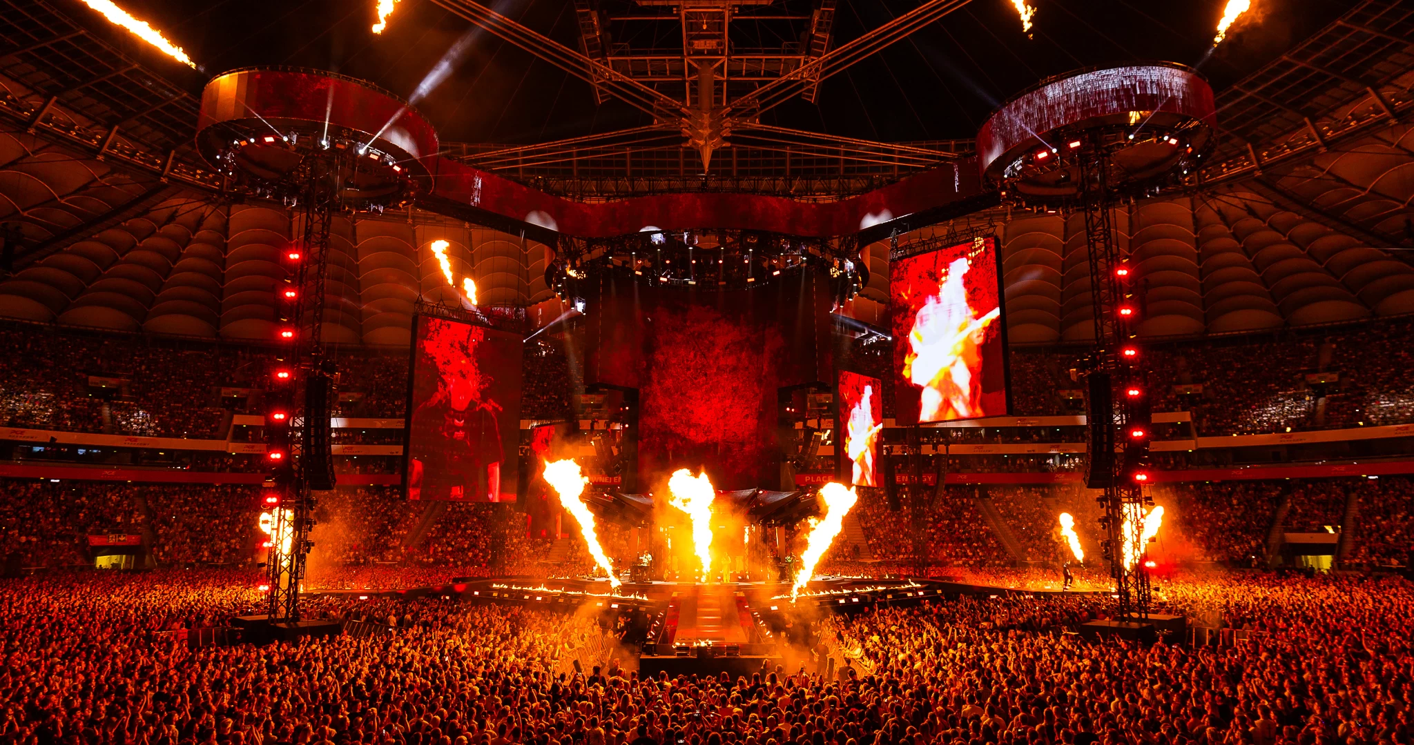 Green Beam Design - Dawid Podsiadło 360&deg; PGE Narodowy 2023